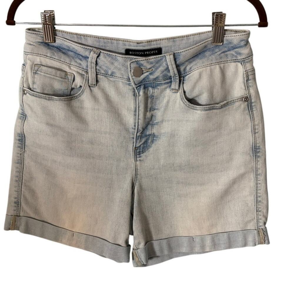 Boston Proper Denim Shorts Size 4 Light Wash Cuffed stretch Jean Shorts Preppy‎